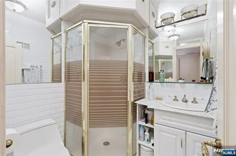 12 E Saddle River Road Saddle River NJ 07458