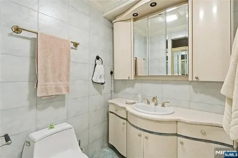 12 E Saddle River Road Saddle River NJ 07458