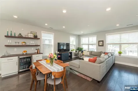 363 Main Little Falls NJ 07424