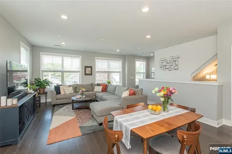 363 Main Little Falls NJ 07424