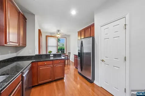 11 Hopkins Court Par-troy Hills Twp. NJ 07054