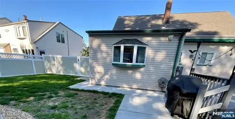 11 Chadwick Drive Bloomfield NJ 07003