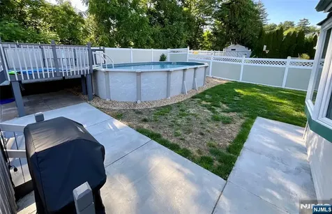 11 Chadwick Drive Bloomfield NJ 07003