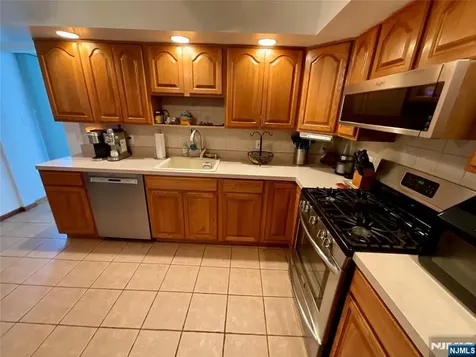 11 Chadwick Drive Bloomfield NJ 07003