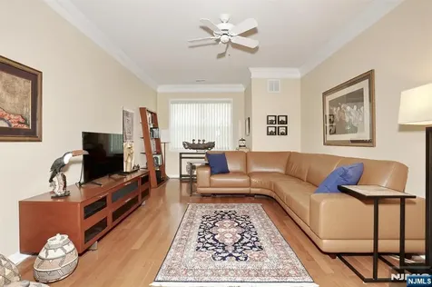 3118 Warrens Way Wanaque NJ 07465