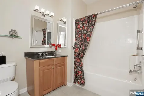 3118 Warrens Way Wanaque NJ 07465