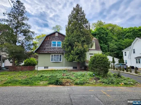 88 Columbus Avenue Harrington Park NJ 07640
