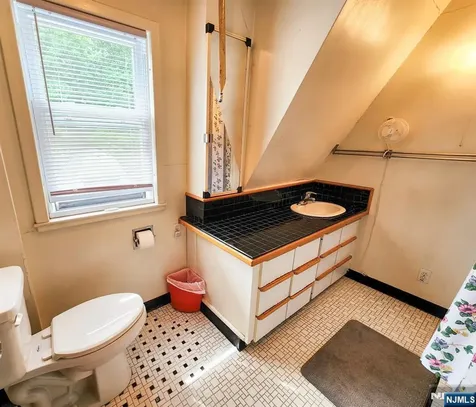 88 Columbus Avenue Harrington Park NJ 07640
