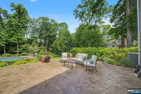 13 Mabro Drive Denville Township NJ 07834