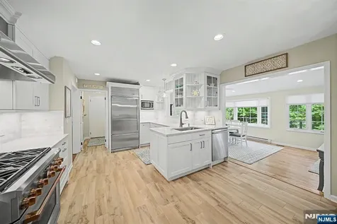 13 Mabro Drive Denville Township NJ 07834