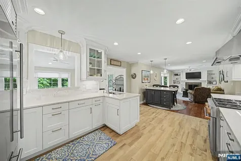 13 Mabro Drive Denville Township NJ 07834
