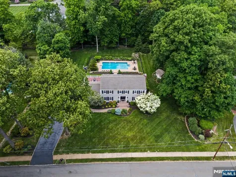 13 Mabro Drive Denville Township NJ 07834
