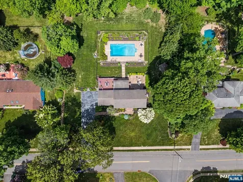 13 Mabro Drive Denville Township NJ 07834