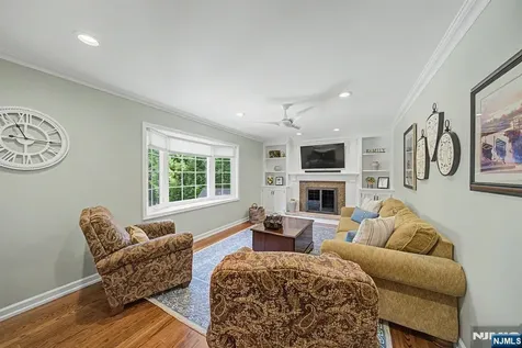 13 Mabro Drive Denville Township NJ 07834