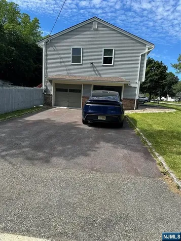 2 Hastings Road Par-troy Hills Twp. NJ 07950
