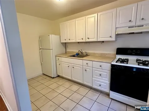 2329 Hudson Terrace Fort Lee NJ 07024