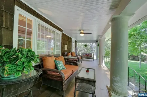 22 Crest Road Hillsdale NJ 07642