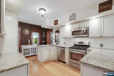26 Maple Road Ringwood NJ 07456