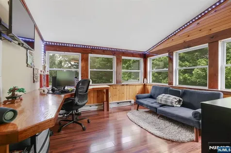 26 Maple Road Ringwood NJ 07456
