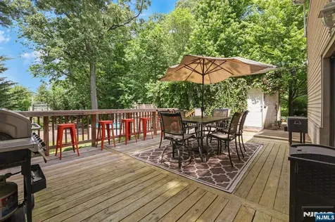 26 Maple Road Ringwood NJ 07456