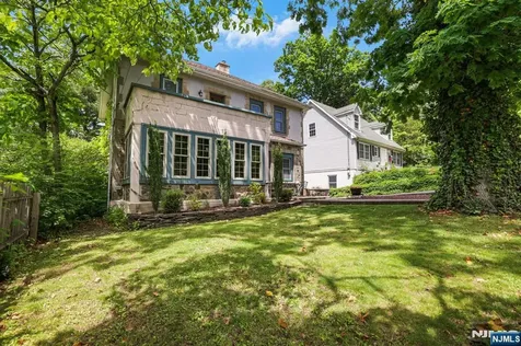26 Maple Road Ringwood NJ 07456