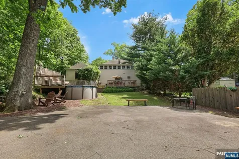 26 Maple Road Ringwood NJ 07456
