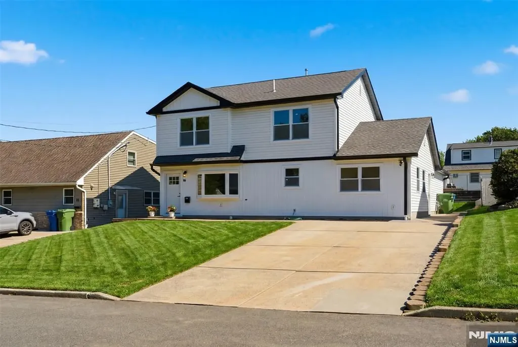 48 Kendall Drive Sayreville NJ 08859