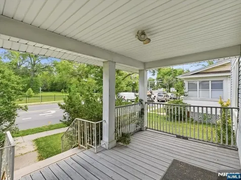 122 Glenwood Avenue Bloomfield NJ 07003