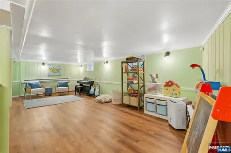 54 Mountain Avenue Bloomfield NJ 07003