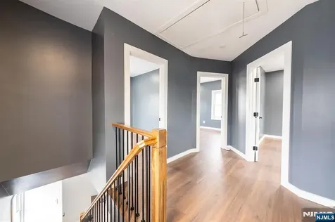 34 Kearney Street Lyndhurst NJ 07071