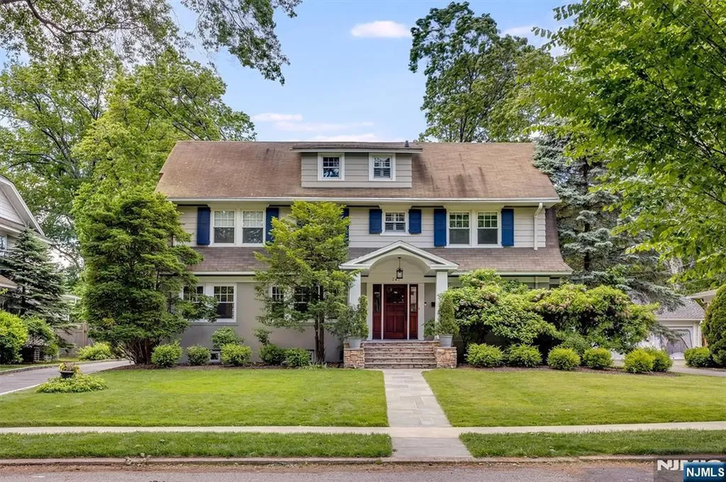 242 Forest Avenue Glen Ridge NJ 07028