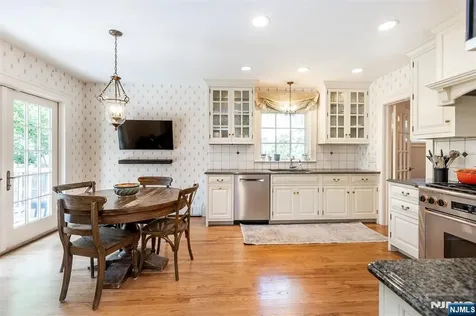 242 Forest Avenue Glen Ridge NJ 07028