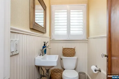 242 Forest Avenue Glen Ridge NJ 07028