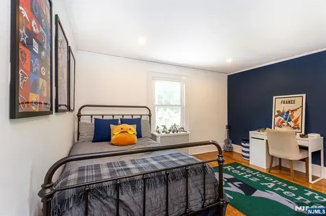 242 Forest Avenue Glen Ridge NJ 07028