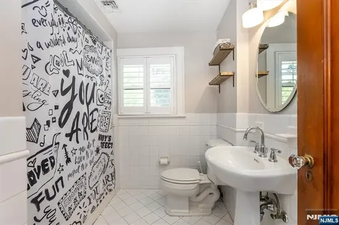 242 Forest Avenue Glen Ridge NJ 07028