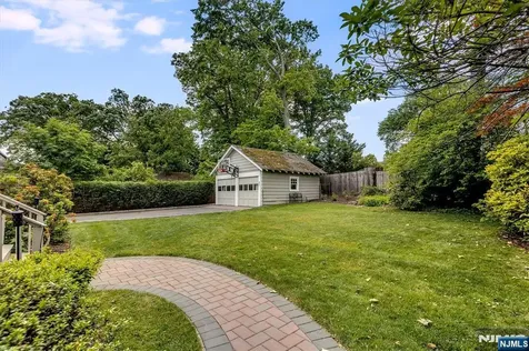 242 Forest Avenue Glen Ridge NJ 07028
