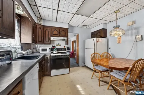 4-16 Bergen Avenue Fair Lawn NJ 07410