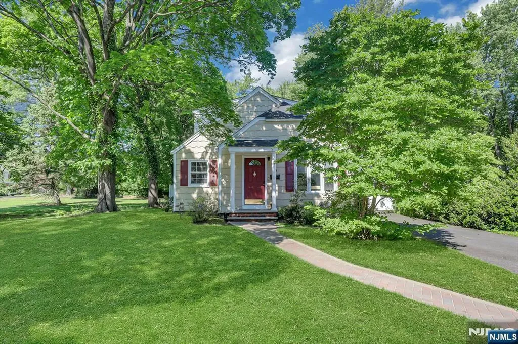 19 Harsen Road Tenafly NJ 07670