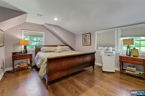 19 Harsen Road Tenafly NJ 07670
