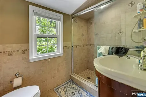 19 Harsen Road Tenafly NJ 07670