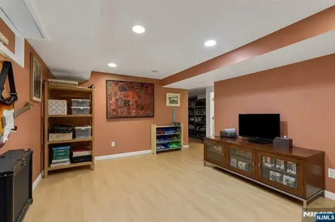 19 Harsen Road Tenafly NJ 07670