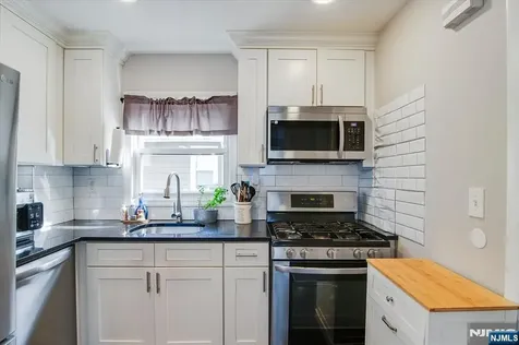 13 Elm Drive Cedar Grove NJ 07009