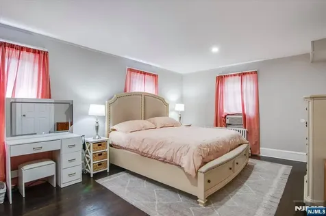 13 Elm Drive Cedar Grove NJ 07009