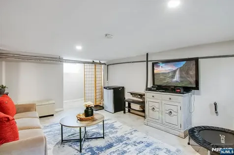 13 Elm Drive Cedar Grove NJ 07009