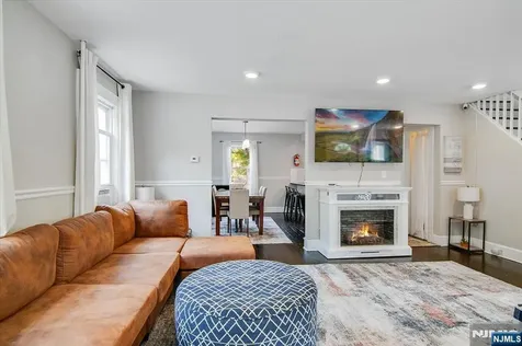 13 Elm Drive Cedar Grove NJ 07009