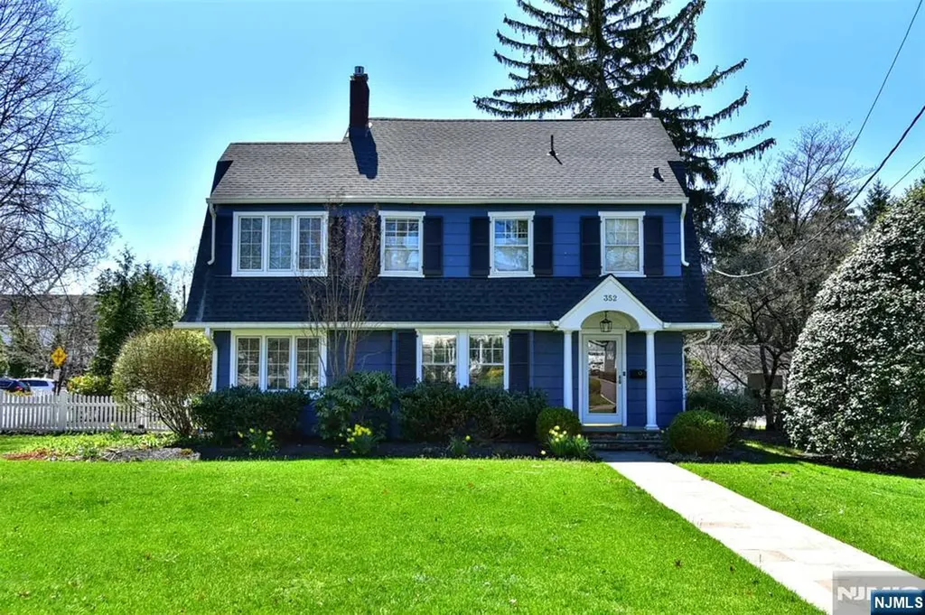 352 Fairway Road Ridgewood NJ 07450