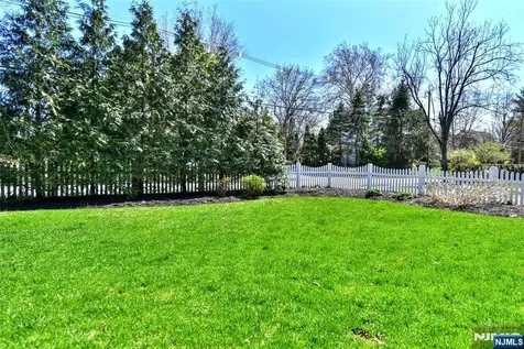 352 Fairway Road Ridgewood NJ 07450