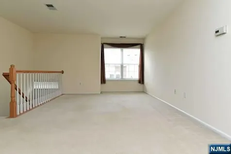 1094 Coventry Way Mahwah NJ 07430