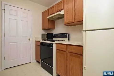 1094 Coventry Way Mahwah NJ 07430