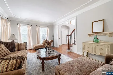 17 Cromwell Drive Chester Township NJ 07930
